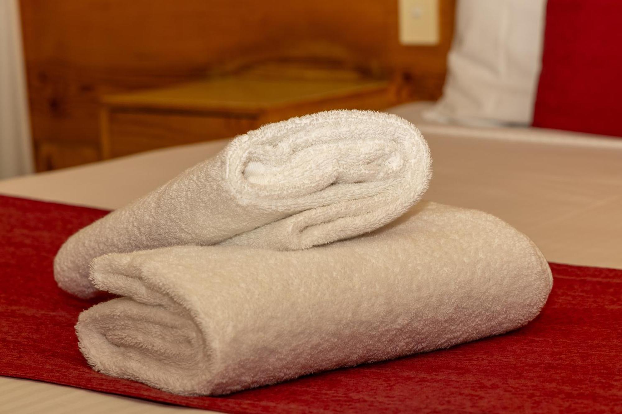 All Travellers Motor Inn Coonabarabran Zewnętrze zdjęcie